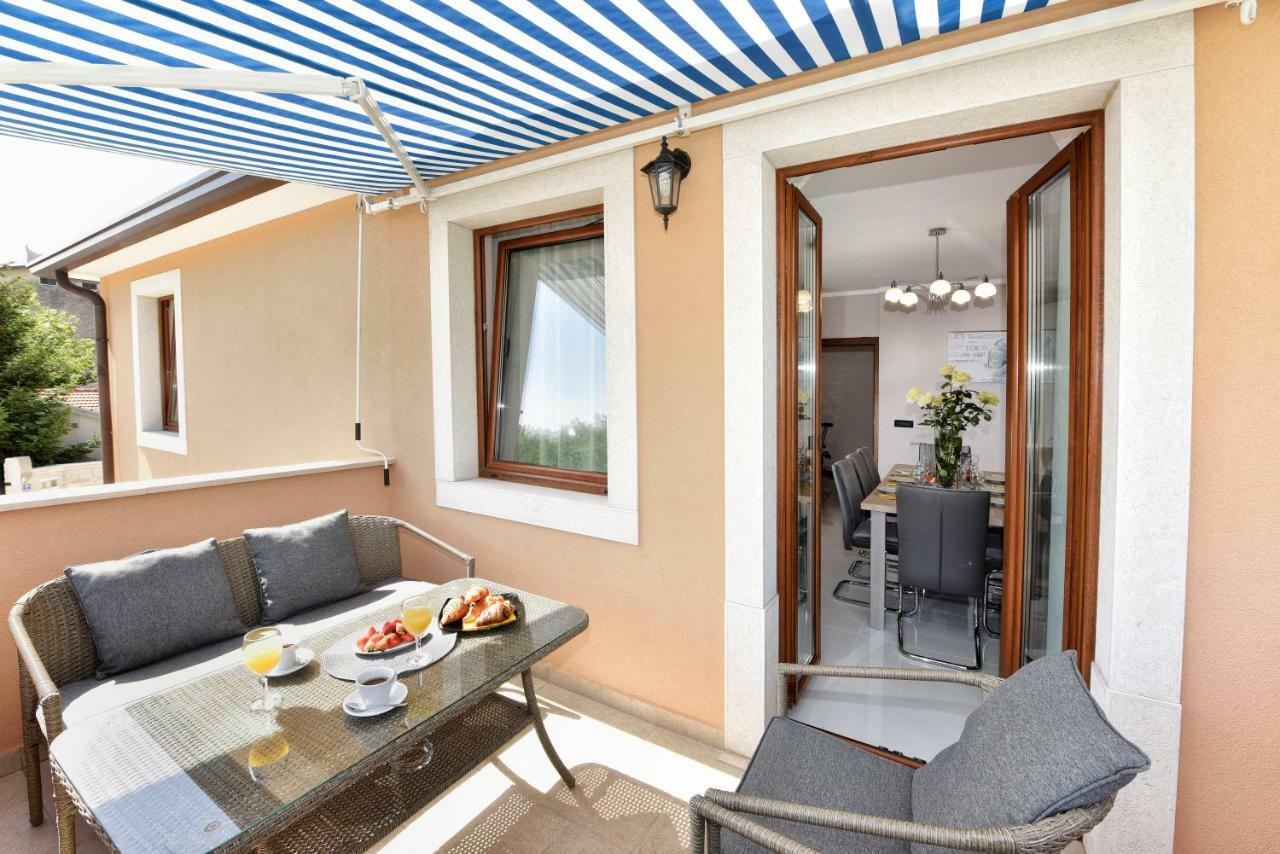 Villa Aromatica Vižinada Esterno foto